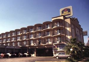 Greenway Inn & Suites Houston Exterior photo